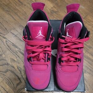 Jordan Air 4 Retro Pink Youth Sz 5.5